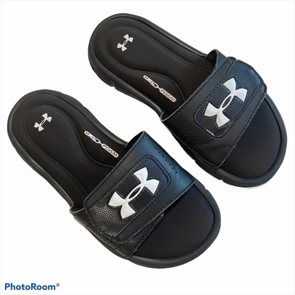 Under Armour memory foam kids slides Black slip on - Picture 1 of 8